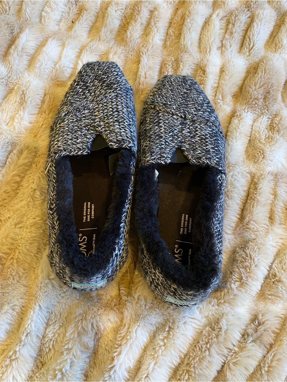 TOMS Womens Dark Grey Knit Slip-On Shoes